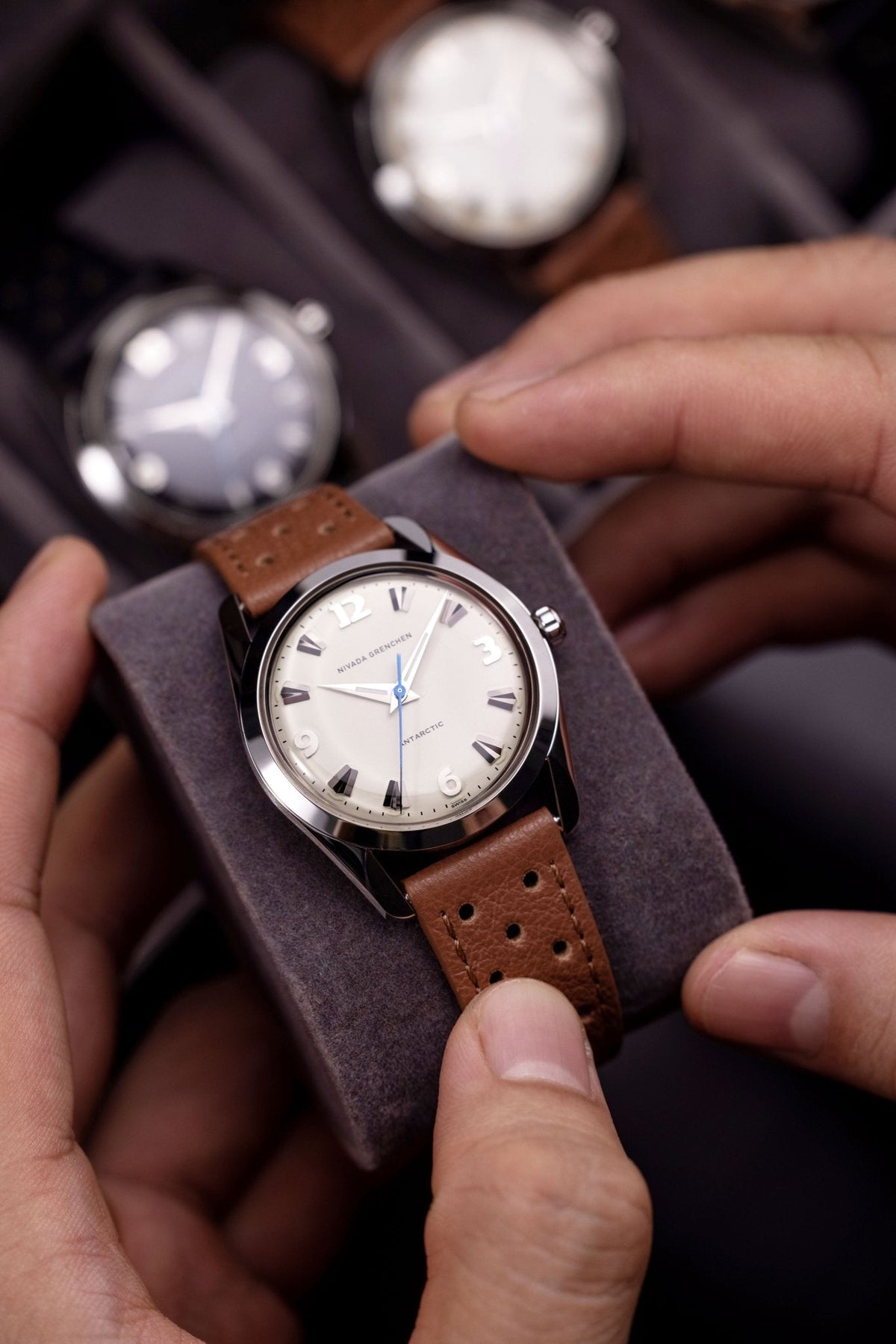 ANTARCTIC EGGSHELL WHITE LUMINOVA - 35mm