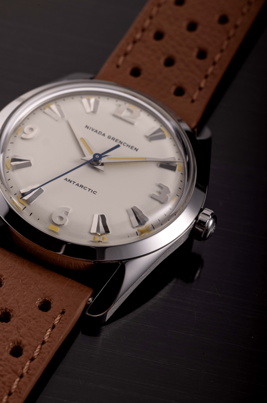 ANTARCTIC EGGSHELL BEIGE LUMINOVA - 38mm