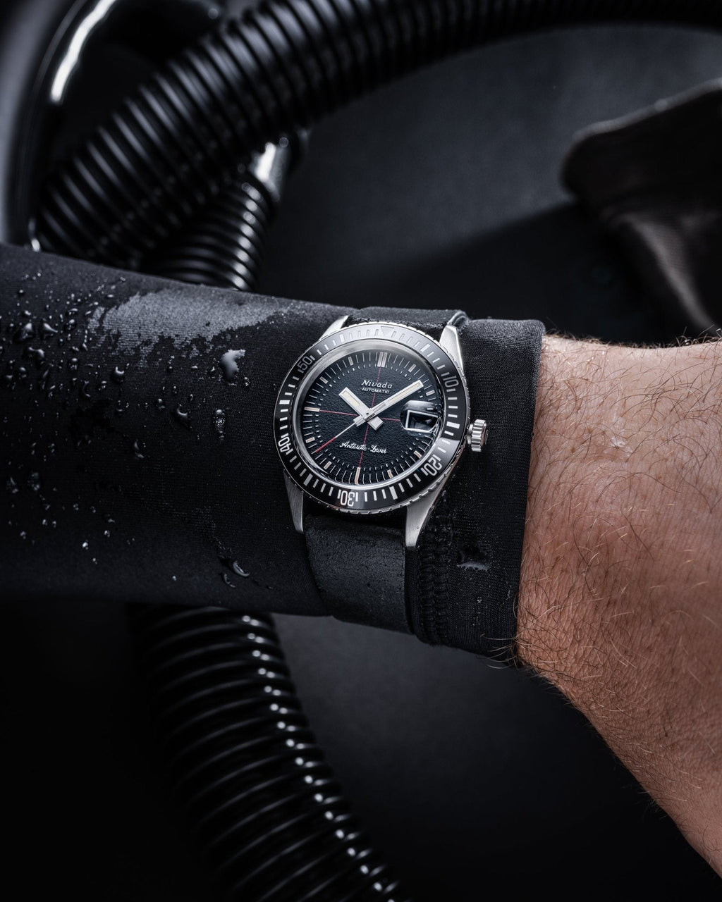 ANTARCTIC DIVER - 38mm
