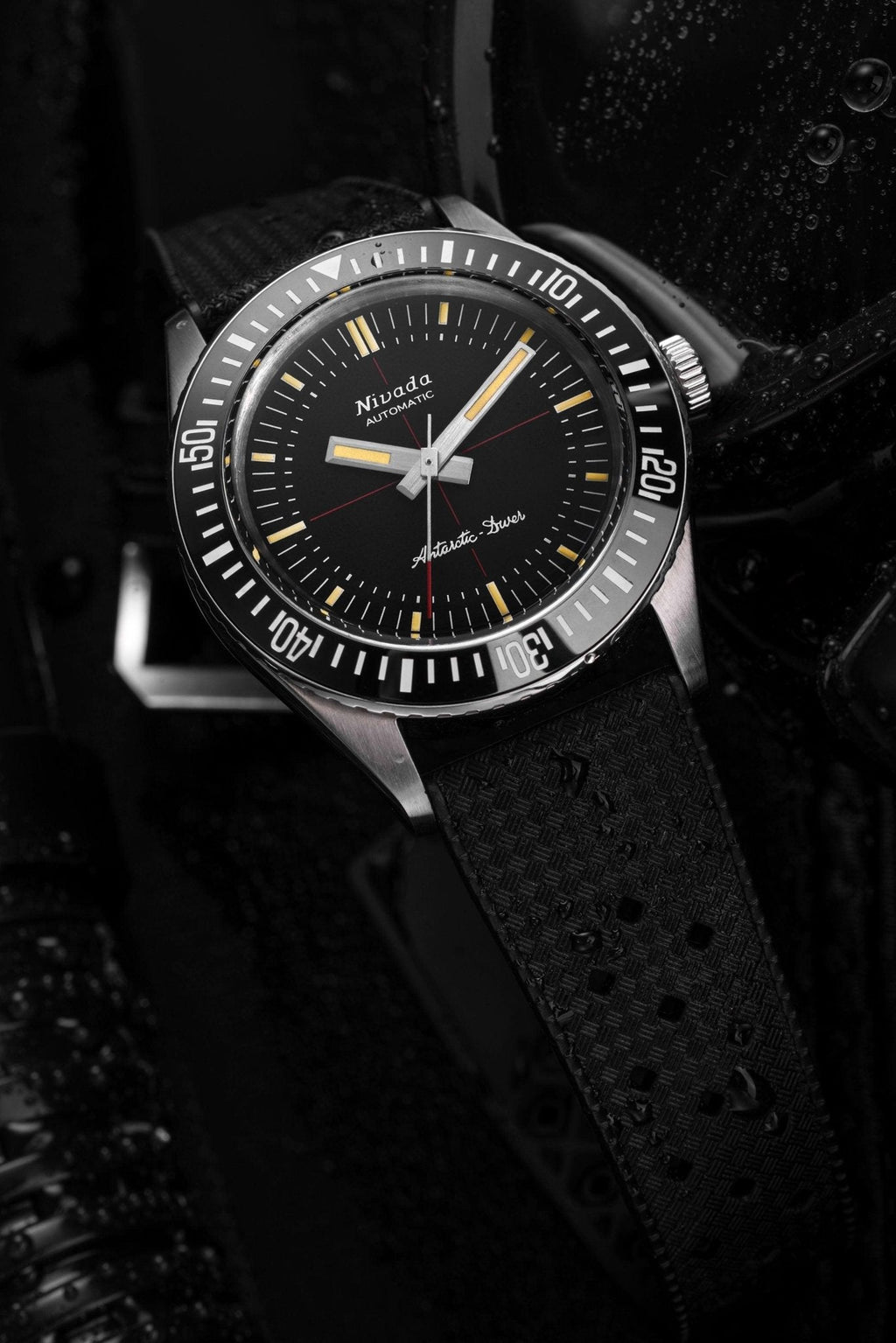 ANTARCTIC DIVER - 38mm
