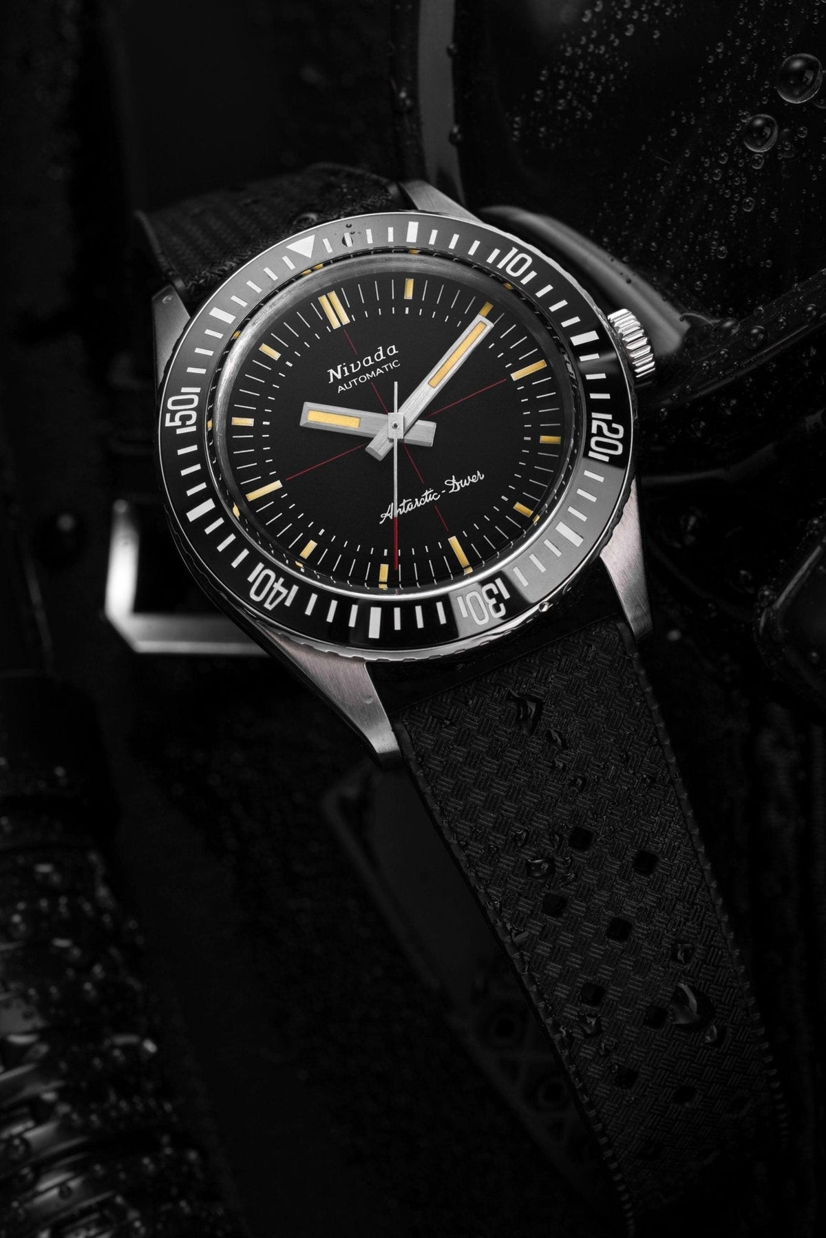 ANTARCTIC DIVER - 38mm